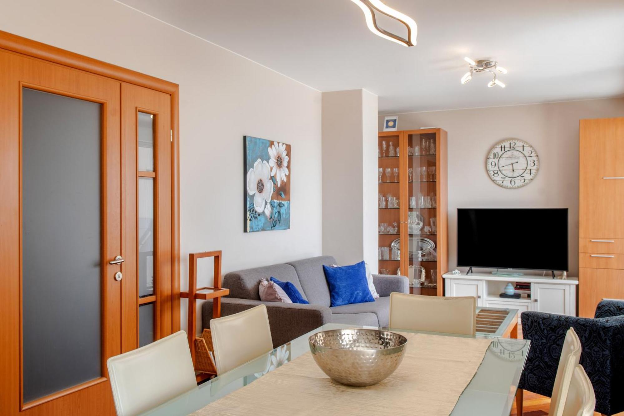 Penthouse With Terrace And Hot Tub - Ivan Apartmán *
